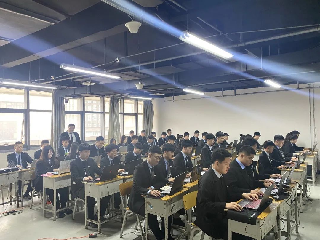 八维教育大数据培训