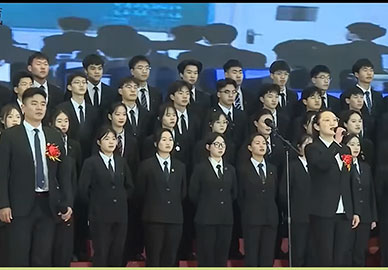 八维的风采，八维的力量 