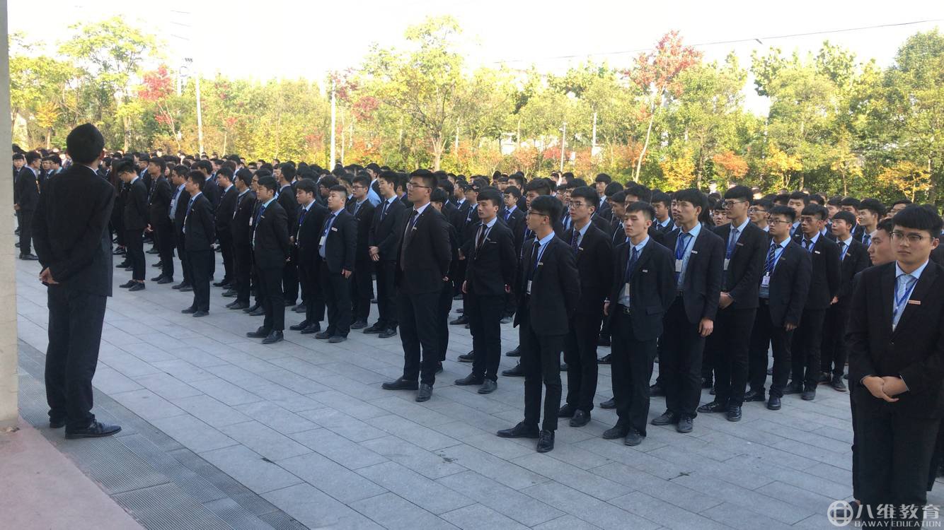 浅析新兴媒体视域下对职业教育的影响